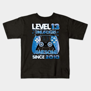 Blue Level 13 Unlocked 13th Birthday Gamer Gifts 13 Year Old Boys Kids T-Shirt